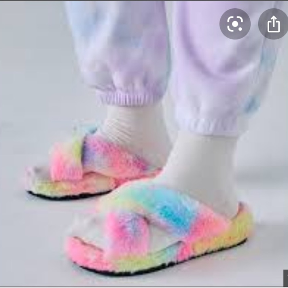 Mix No. 6- Amatta tie-die slipper. New in box